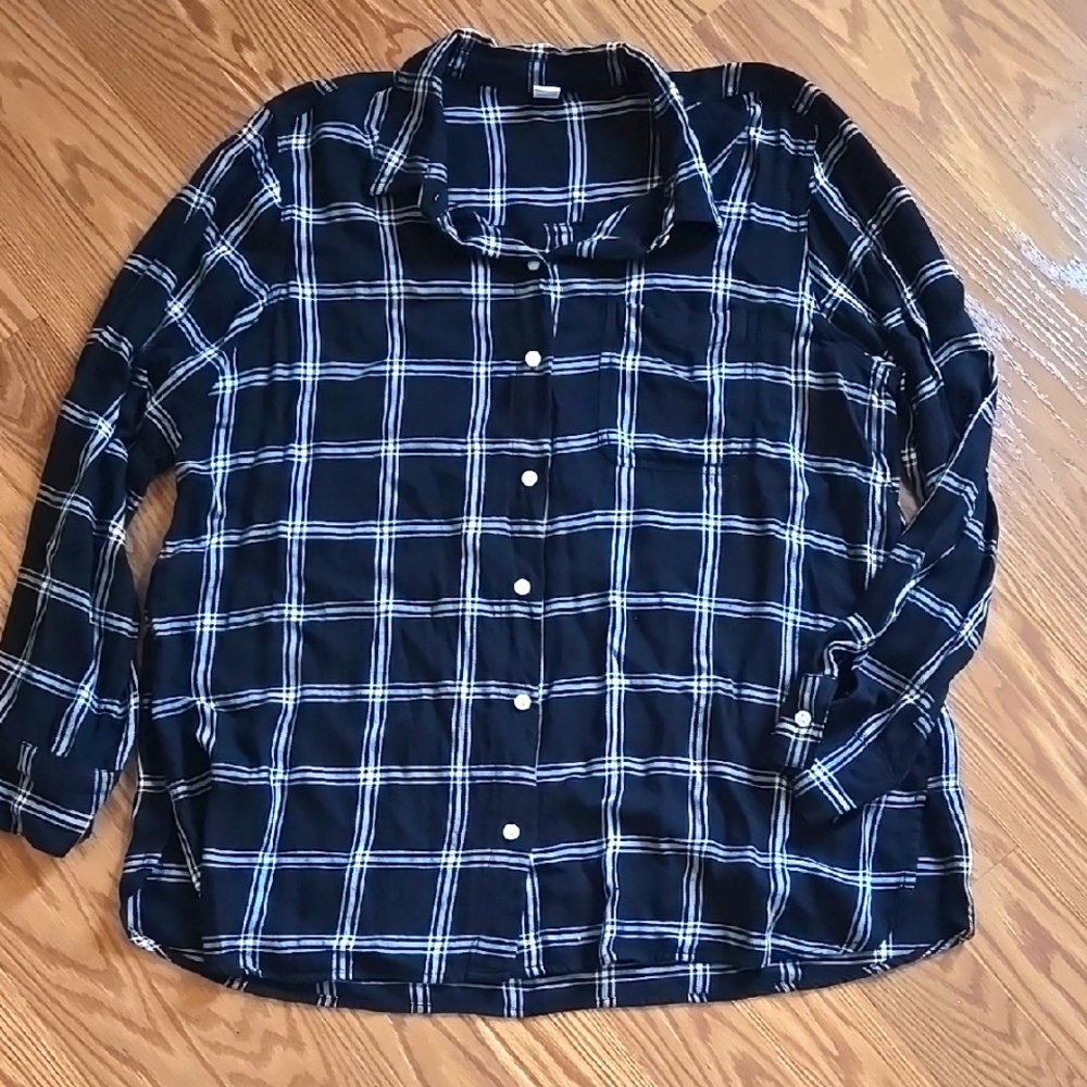 Old Navy Button Down Shirt